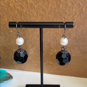 Faux pearl & onyx fashion earrings.